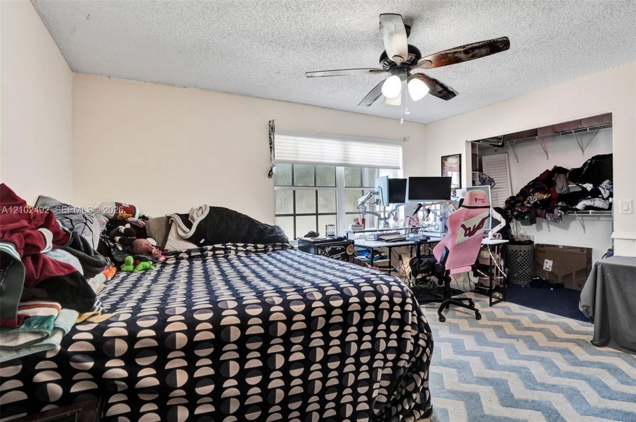 7860 NW 28th St , Margate, FL 33063 Photo