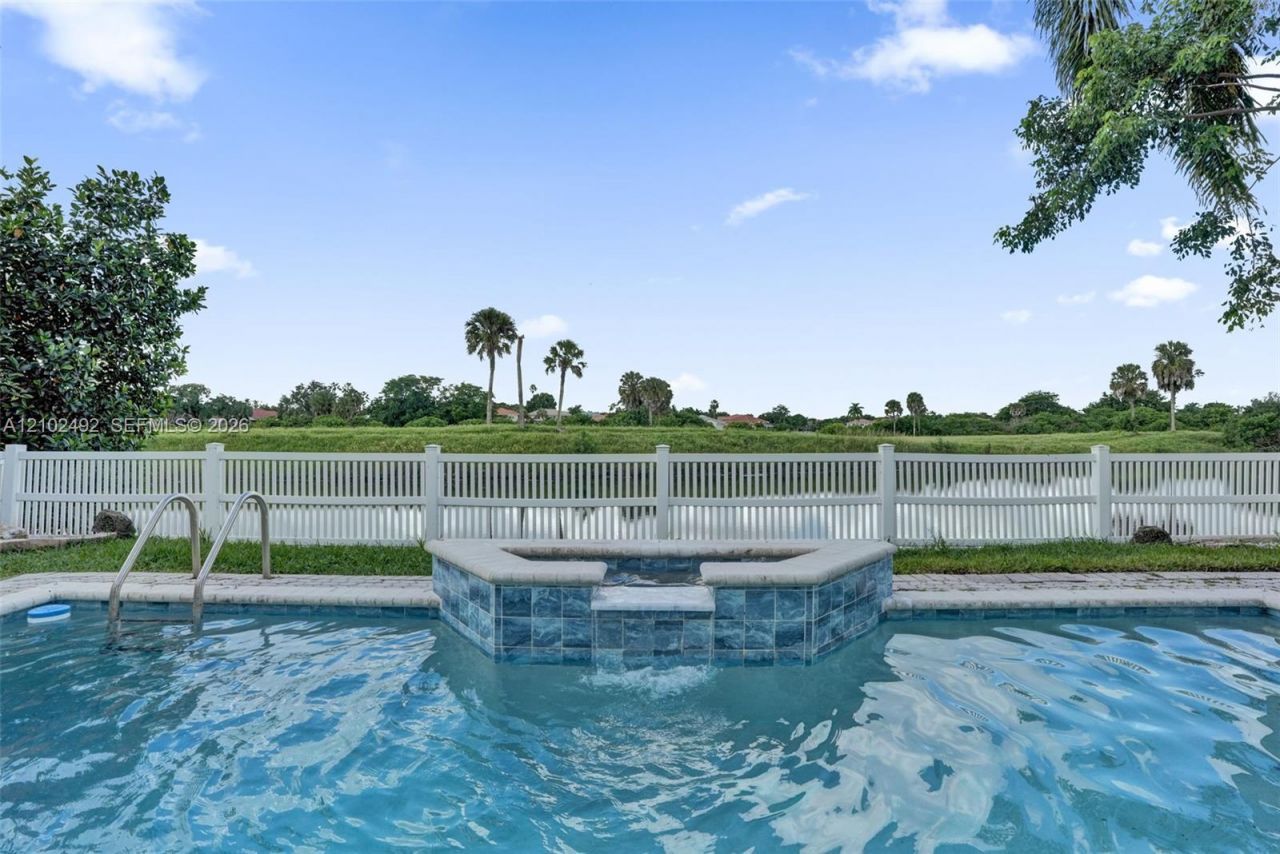 7860 NW 28th St , Margate, FL 33063 Photo