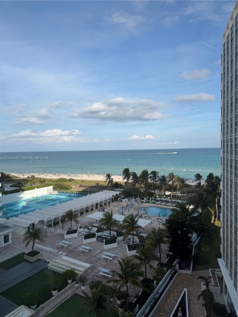 5055 Collins Ave , Unit 8N, Miami Beach, FL 33140 Photo