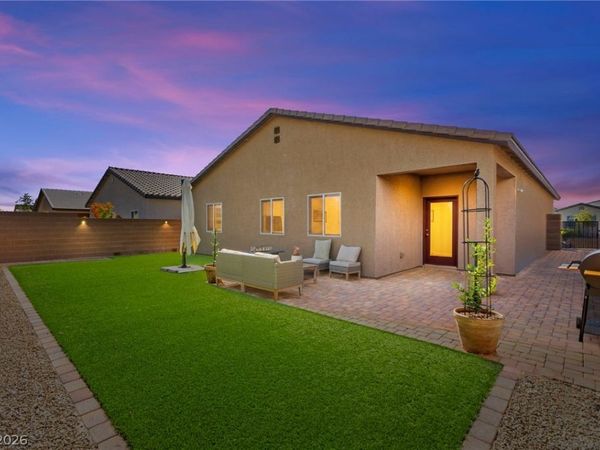 1716 Viola Falls Street , North Las Vegas, NV 89084