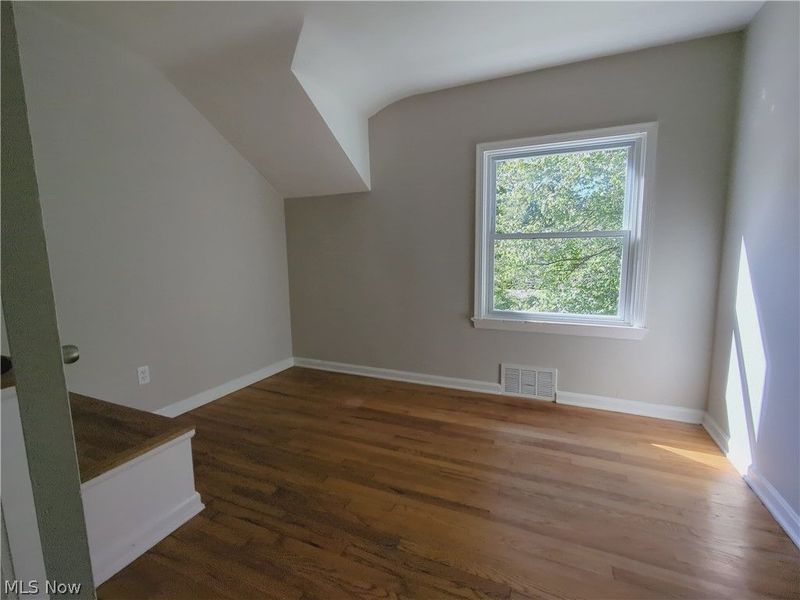3659 Fenley Road, Cleveland, OH 44121 Photo 16