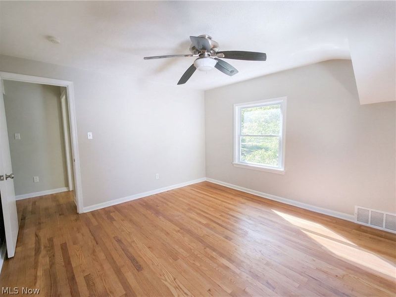 3659 Fenley Road, Cleveland, OH 44121 Photo 19