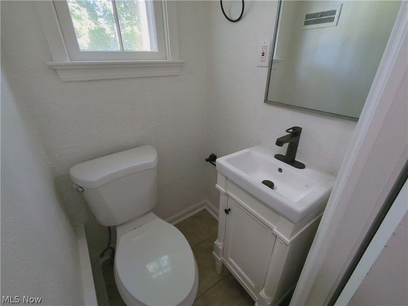 3659 Fenley Road, Cleveland, OH 44121 Photo 34