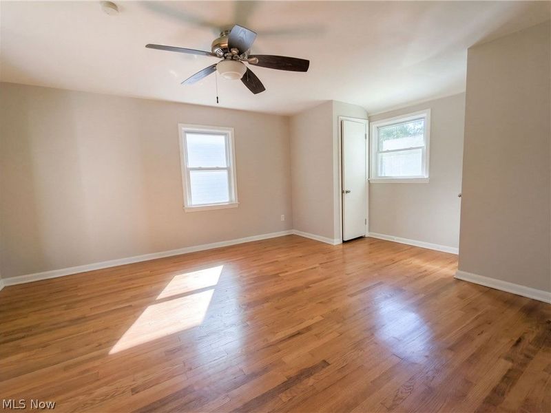 3659 Fenley Road, Cleveland, OH 44121 Photo 4