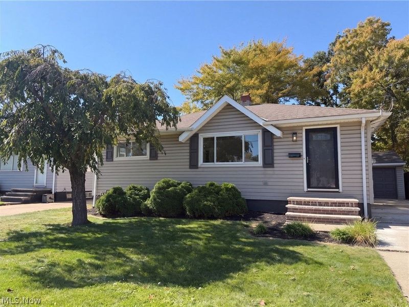6076 Robert Drive, Brook Park, OH 44142 Photo 29