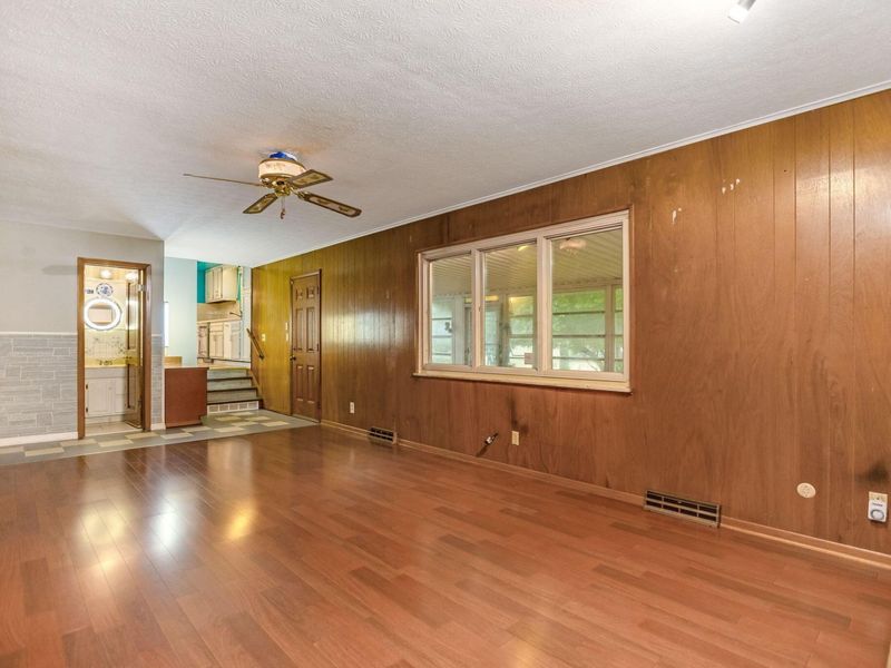 4787 Almont Drive , Columbus, OH 43229 Photo 31