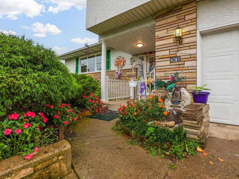 4787 Almont Drive , Columbus, OH 43229 Photo 7