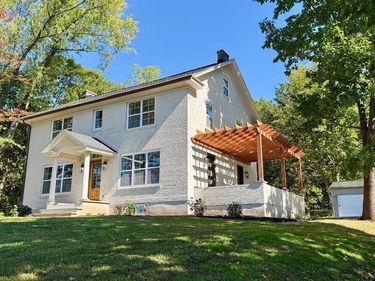 6 DURHAM ROAD, OTTSVILLE, PA 18942