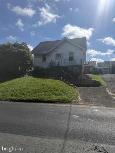 1002 E FOX CHASE ROAD , JENKINTOWN, PA 19046