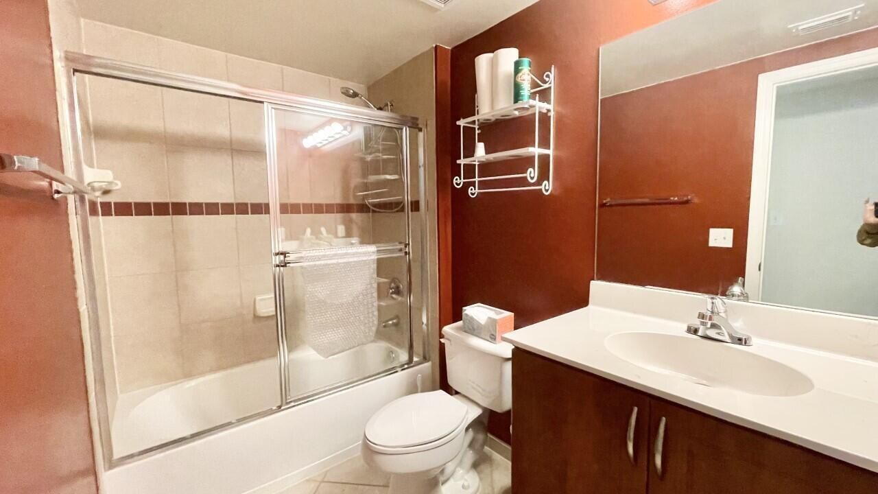 6530 Emerald Dunes Drive, West Palm Beach, FL 33411 Photo