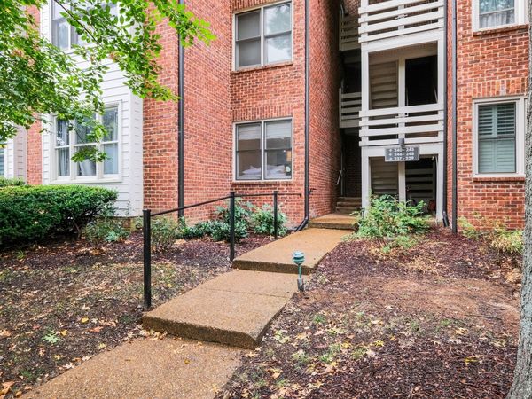 240 Boxmere Pl, Nashville, TN 37215