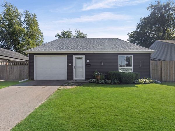 130 Tealwood Road , Montgomery, IL 60538