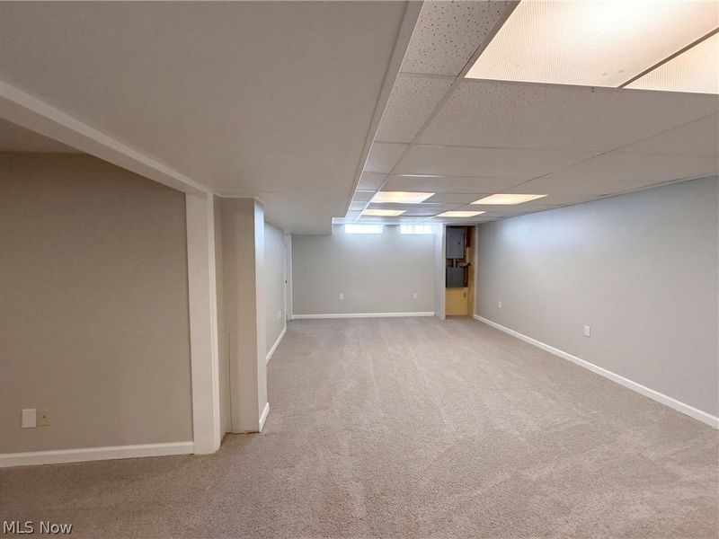 11301 Riveredge Drive , Parma, OH 44130 Photo 18