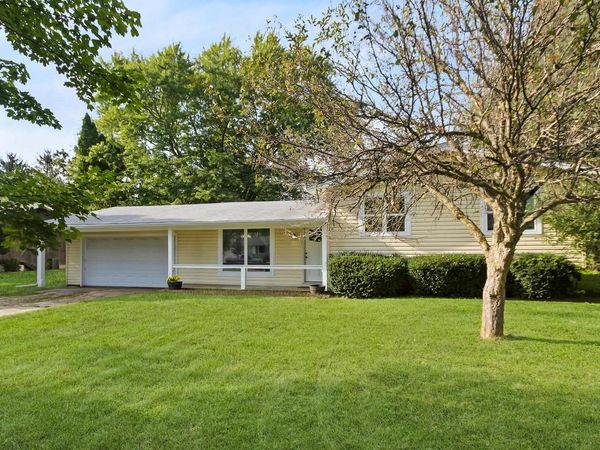 141 Marino AVENUE, Delavan, WI 53115