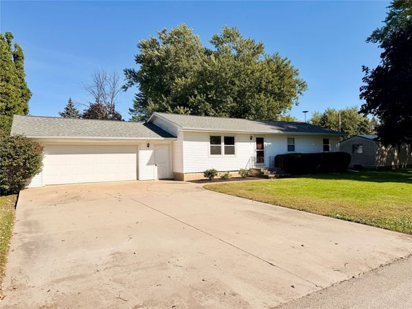 312 N Main Street, Gilman, IA 50106