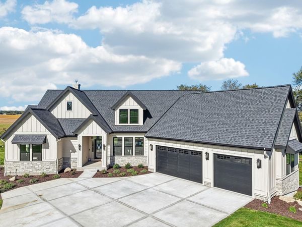 3300 Colton Way, Sun Prairie, WI 53590