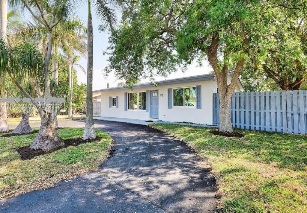 3700 NE 13th Ter, Pompano Beach, FL 33064 Photo