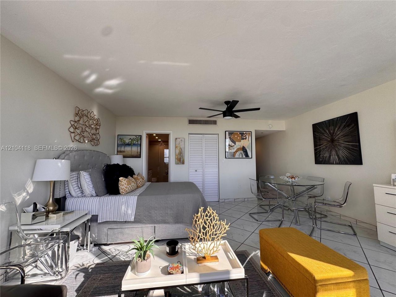 2899 Collins Ave , Unit 1242, Miami Beach, FL 33140 Photo