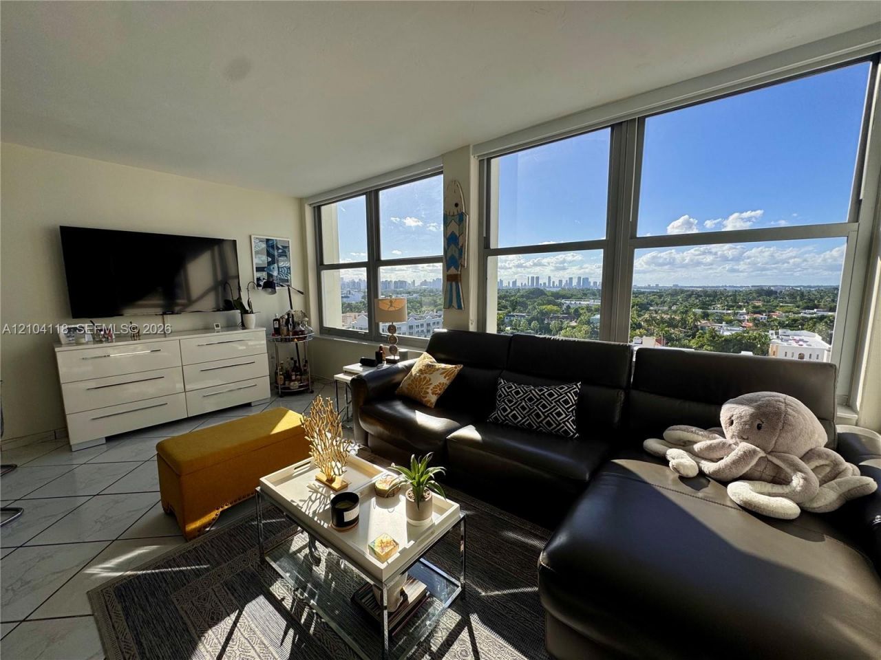 2899 Collins Ave , Unit 1242, Miami Beach, FL 33140 Photo