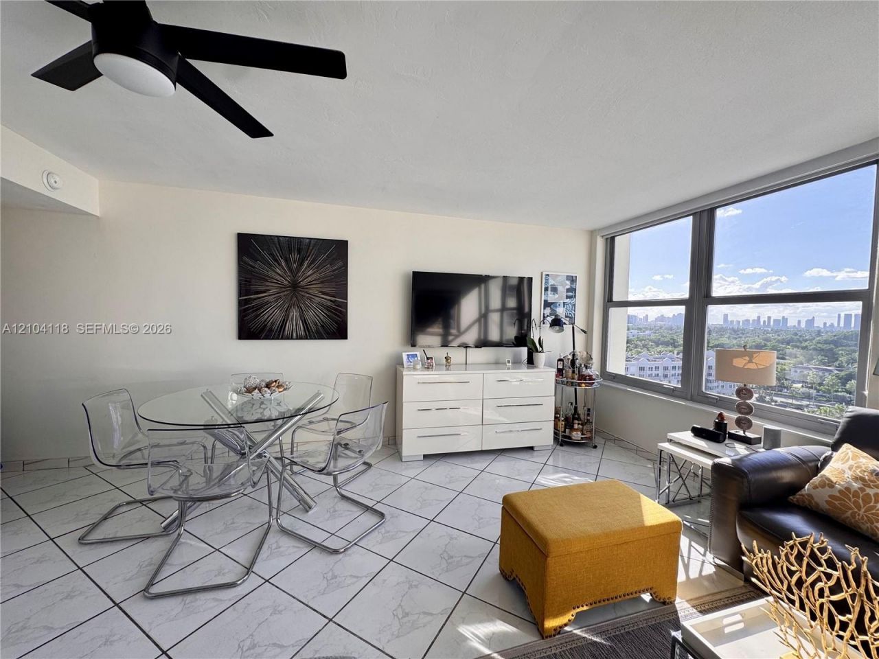 2899 Collins Ave , Unit 1242, Miami Beach, FL 33140 Photo