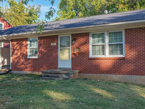 207 Elk Street , Munfordville, KY 42765