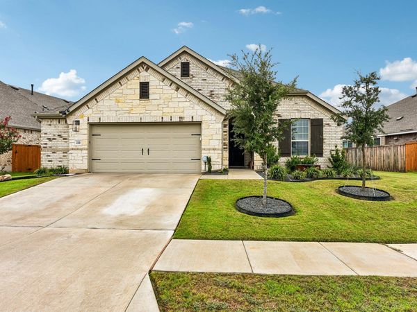 330 Bay Breeze DR , Kyle, TX 78640