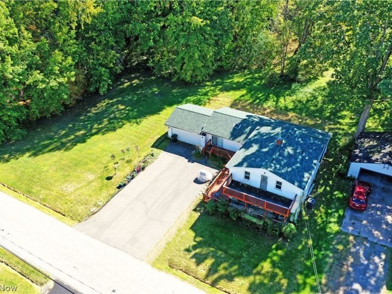 216 Federal Street NE, Warren, OH 44483 Photo 2