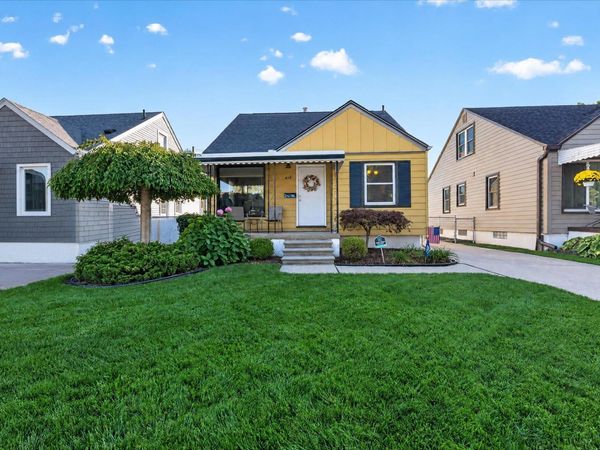 819 Park Avenue, Lincoln Park, MI 48146
