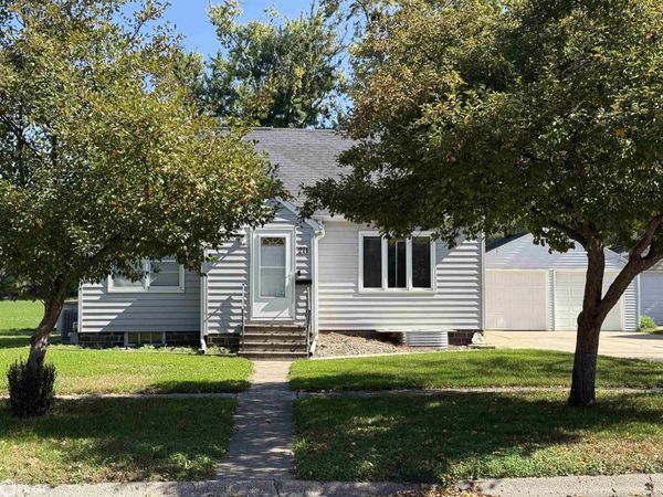 211 2nd Street N, Humboldt, IA 50548