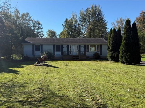 6430 Rounds Road, Newfane, NY 14108