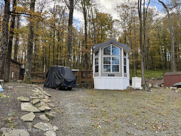 176 Birch Terrace , Covington Twp, PA 18424