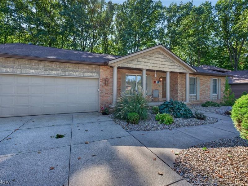 700 Austin Drive, Barberton, OH 44203 Photo 4