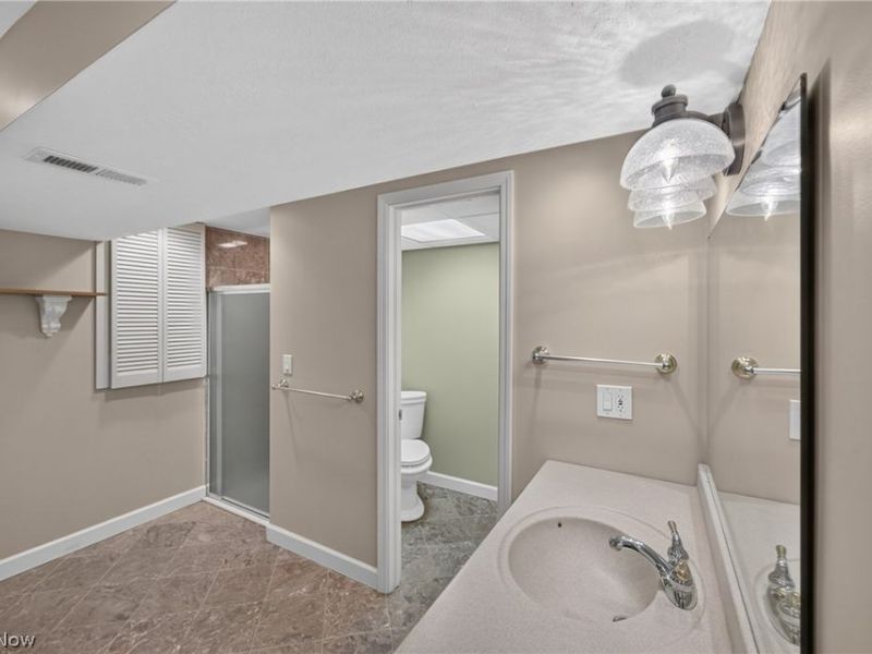 700 Austin Drive, Barberton, OH 44203 Photo 46