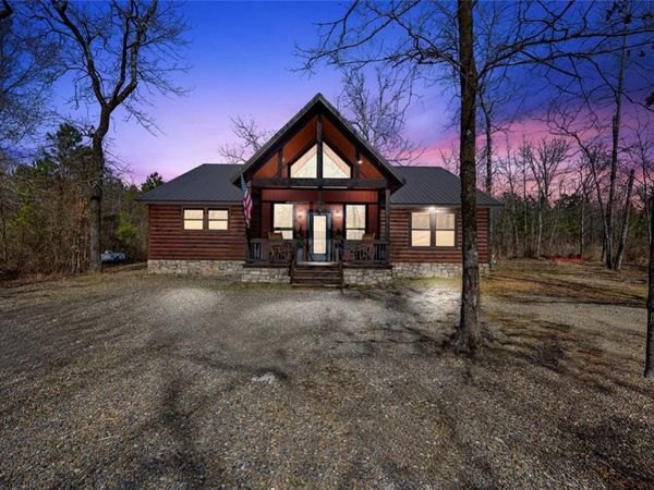 35 Paradise Lane, Broken Bow, OK 74728