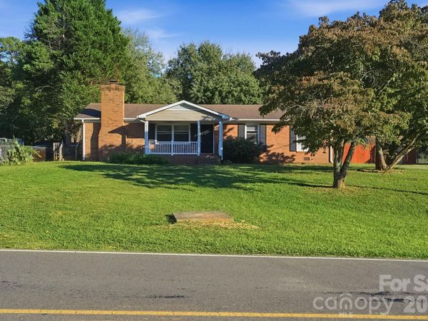 1316 Mayberry Road , Dallas, NC 28034