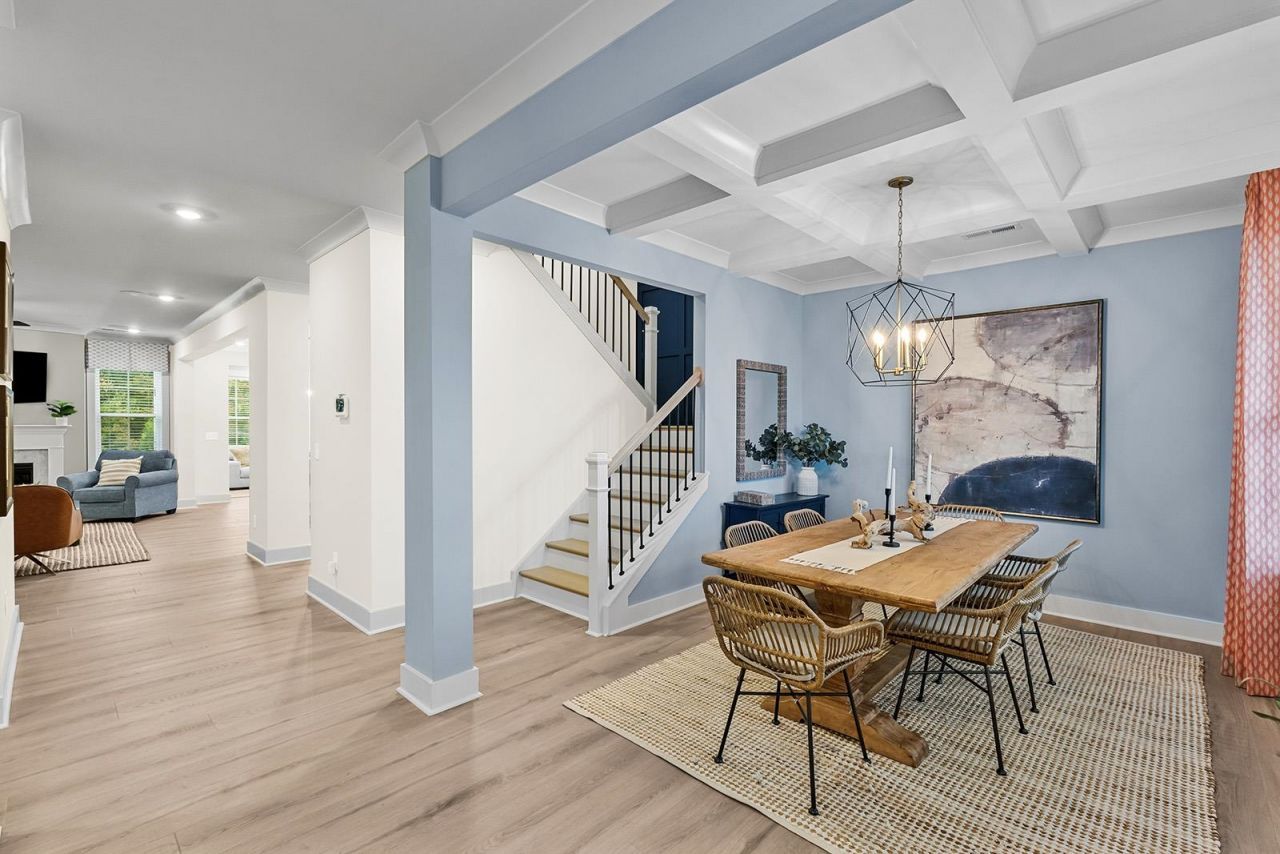 221 Field Dr Photo 12