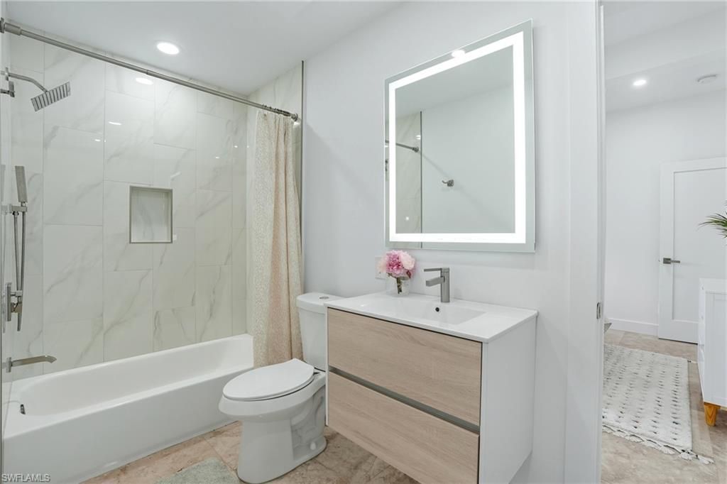 5122 Starfish Ave, Naples, FL 34103 Photo