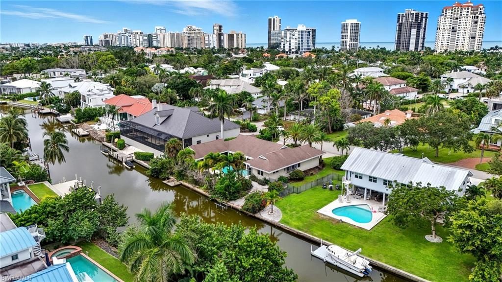 5122 Starfish Ave, Naples, FL 34103 Photo