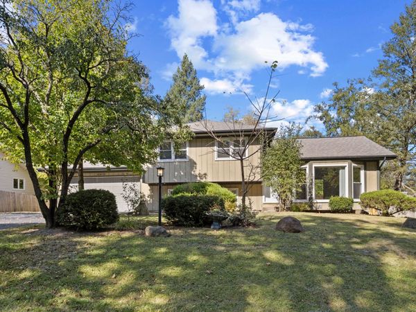 28W700 BARNES Avenue , West Chicago, IL 60185