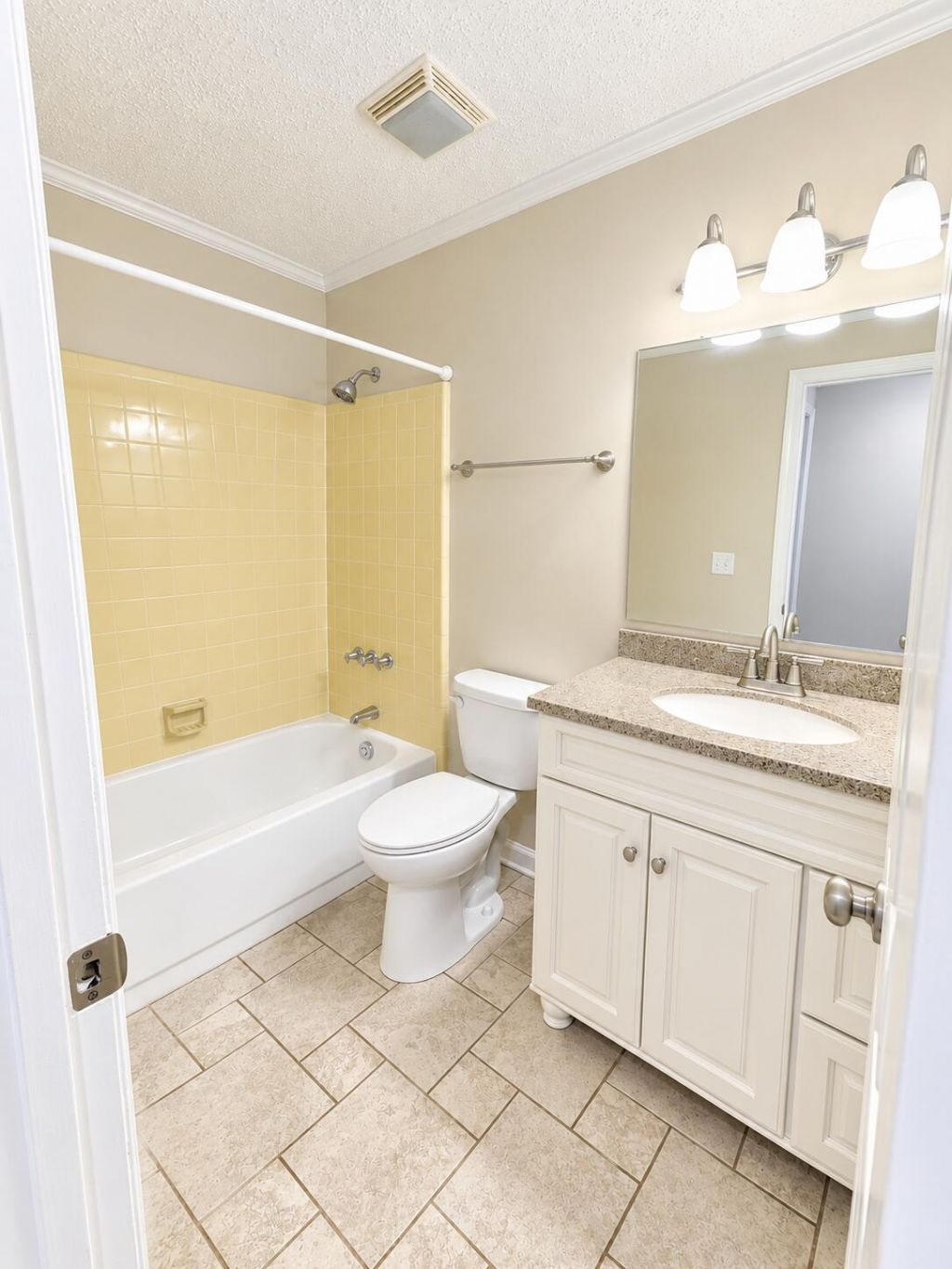 105 Glendale Drive Photo 10