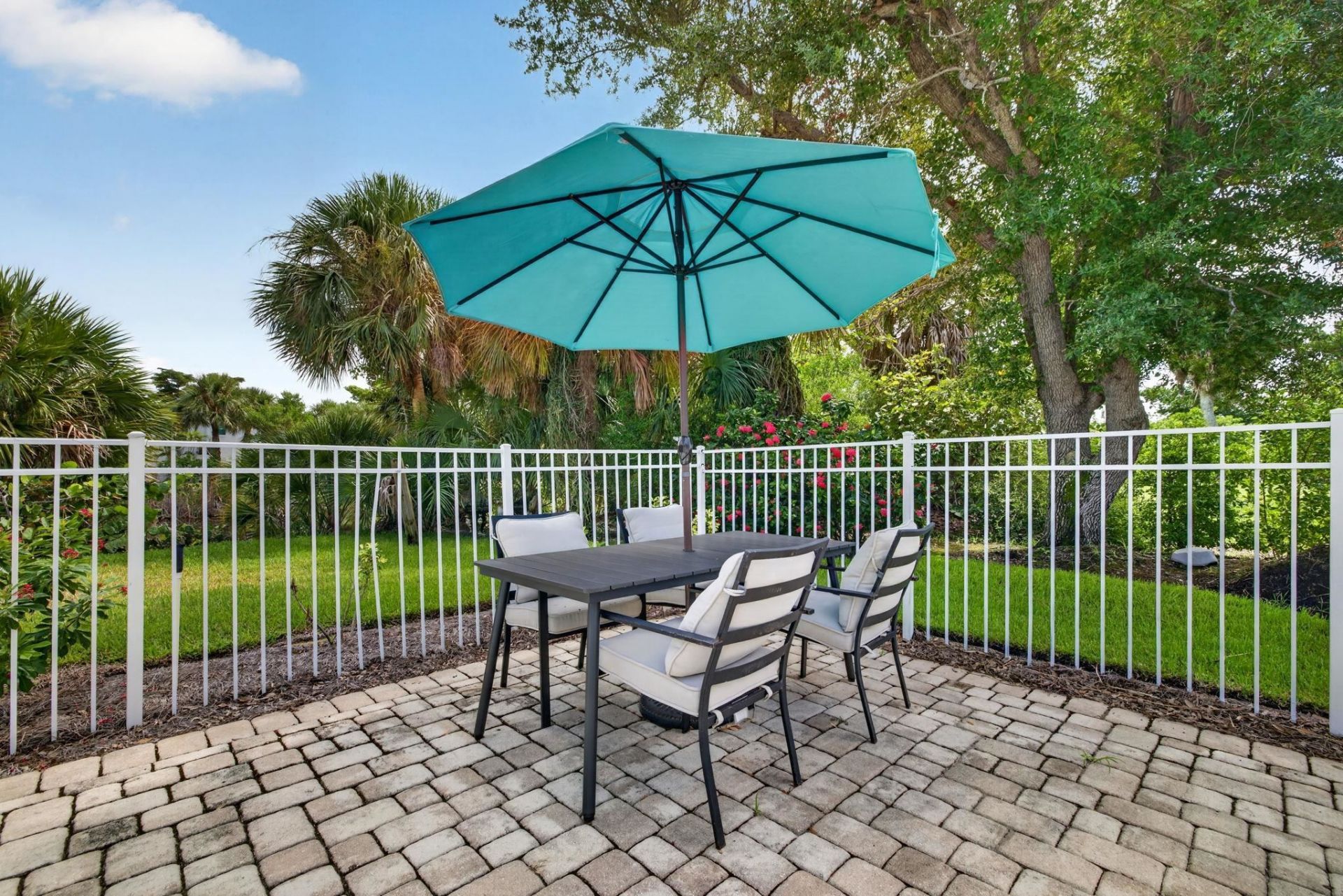 3312 Saint Kilda Rd, Sanibel, FL 33957 Photo