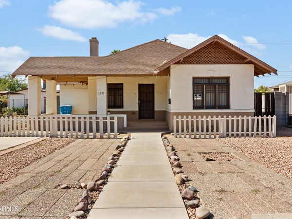 1237 E PIERCE Street, Phoenix, AZ 85006
