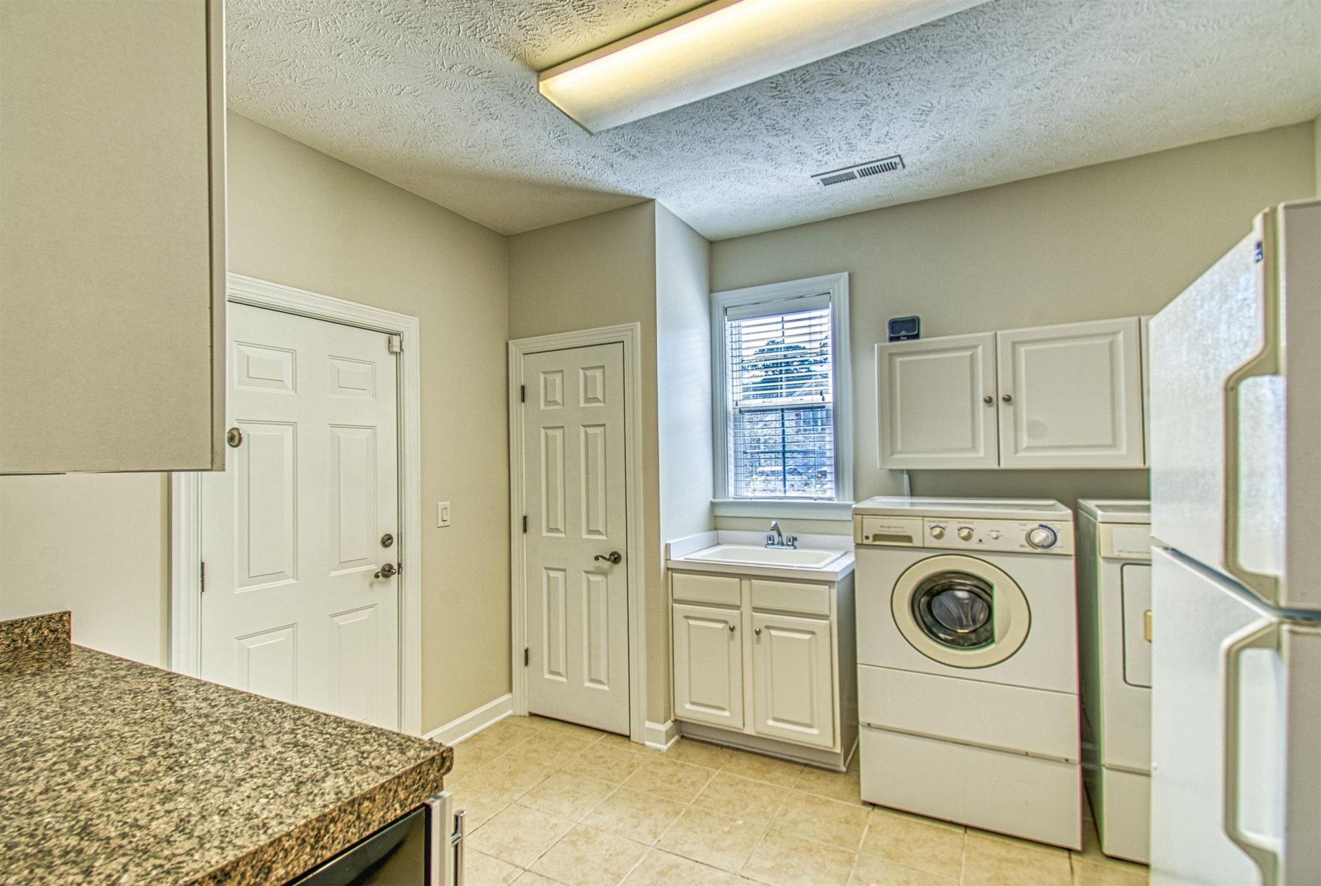 1201 Harrogate Ct. Photo 34