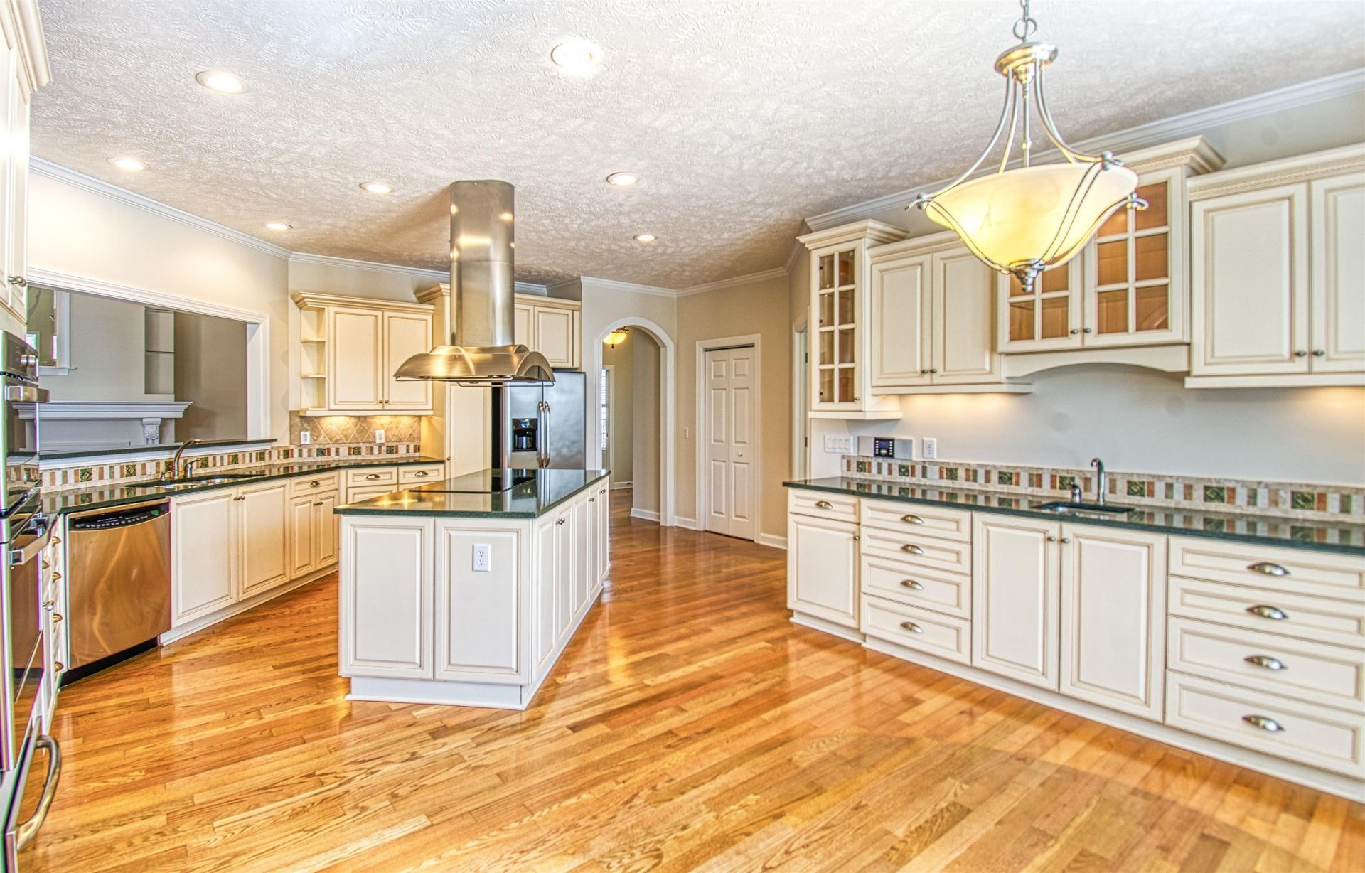 1201 Harrogate Ct. Photo 9