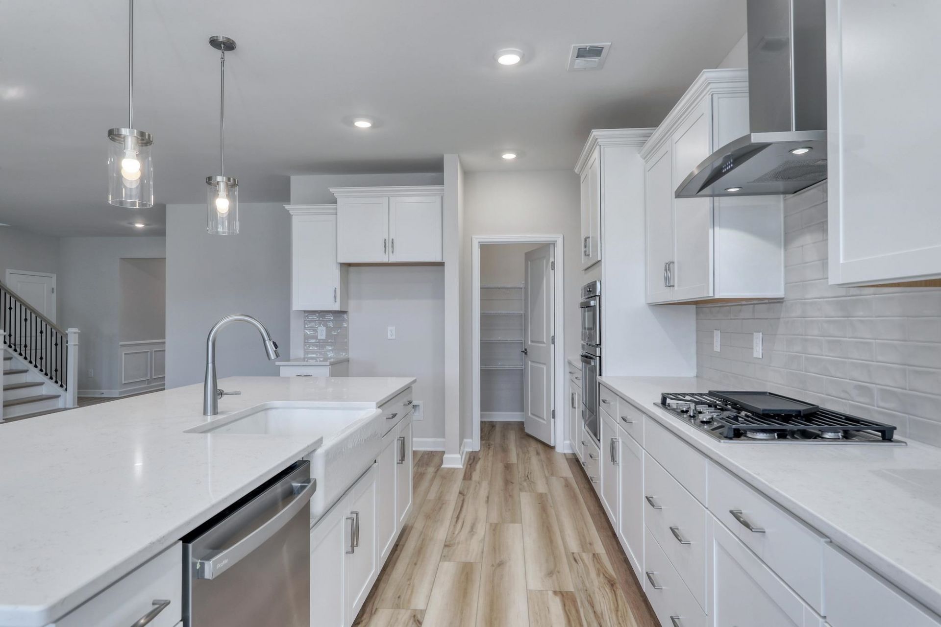 212 Field Dr Photo 15