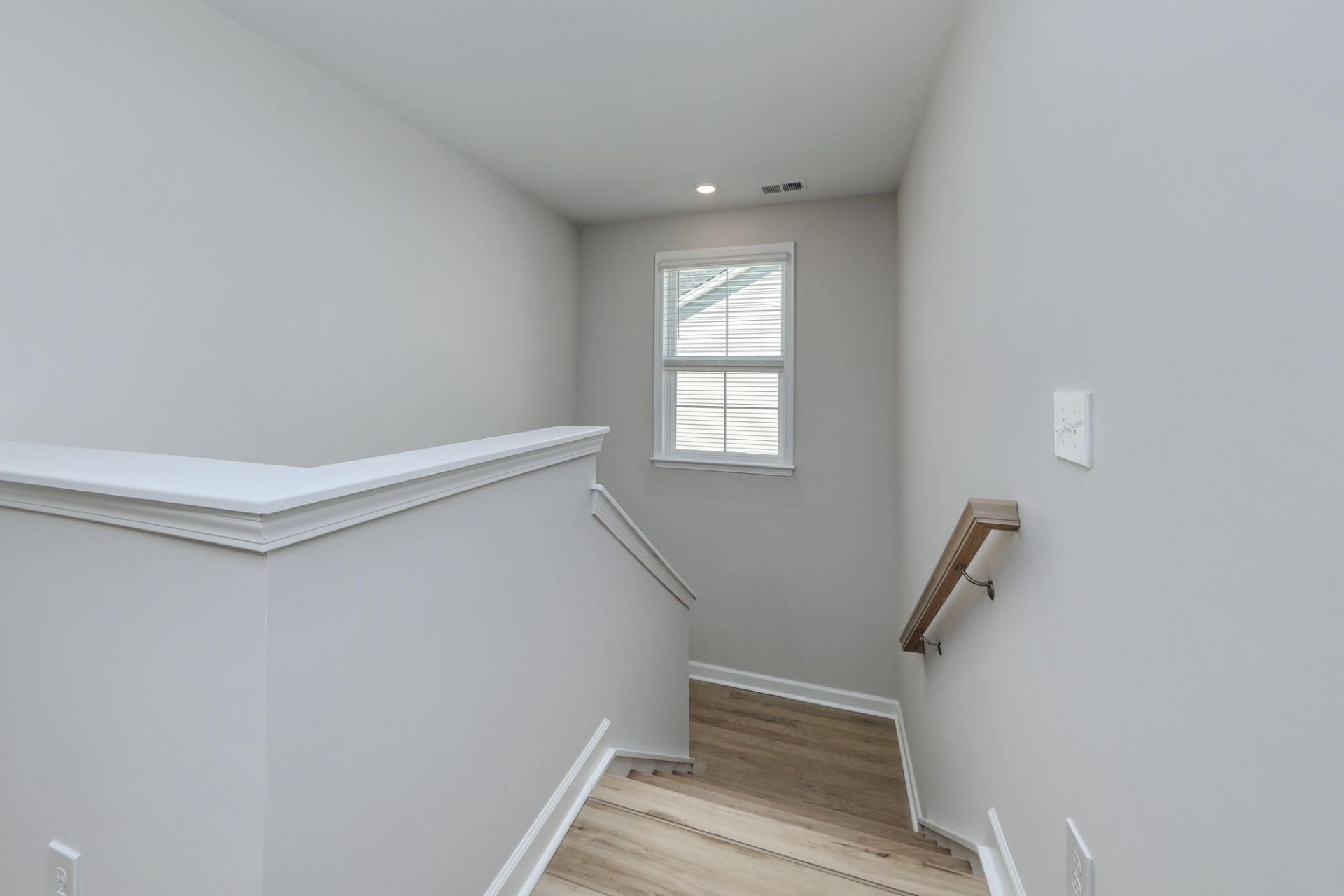 212 Field Dr Photo 36