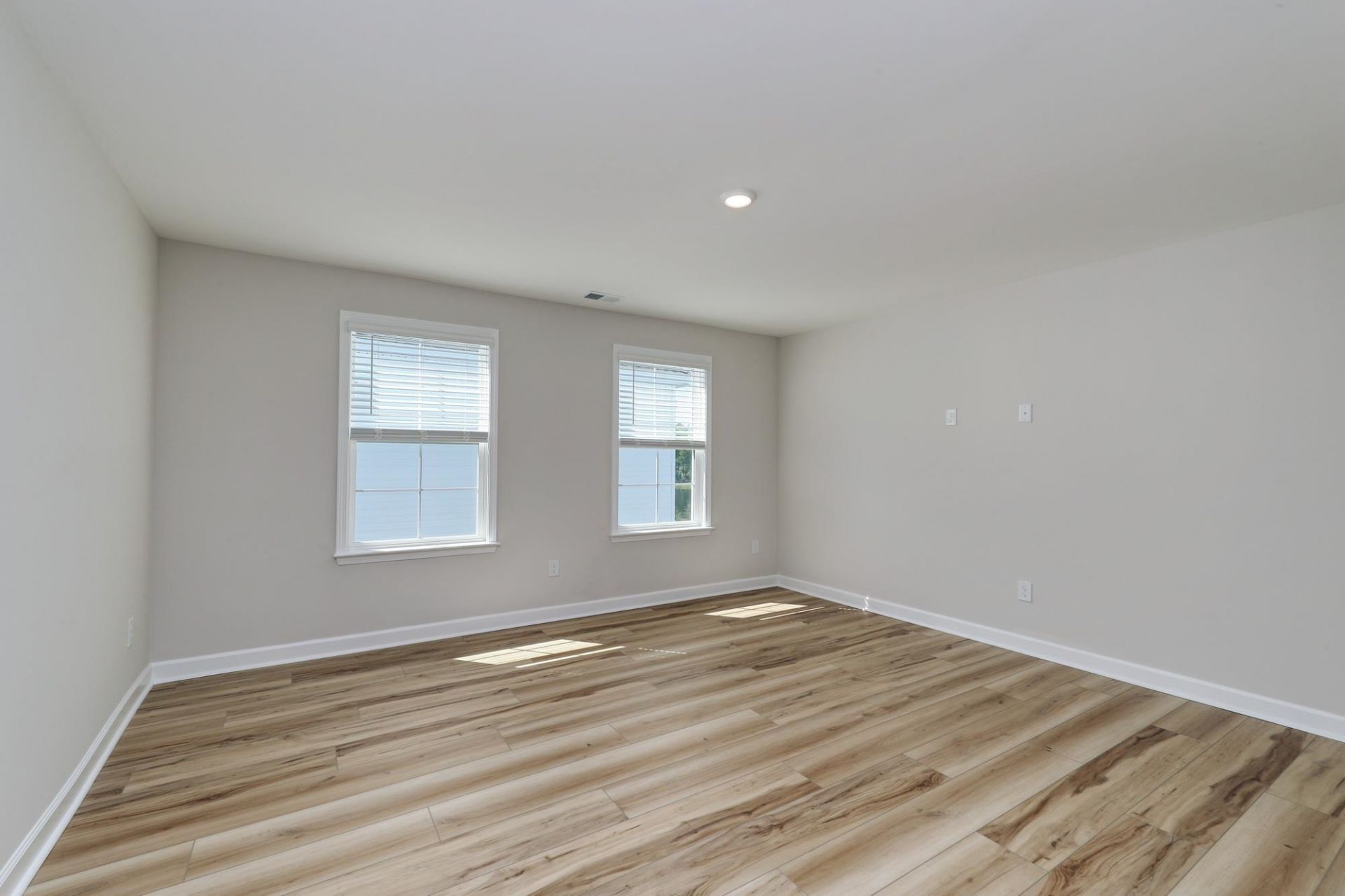 212 Field Dr Photo 42