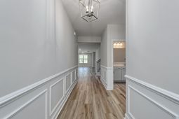212 Field Dr photo 4