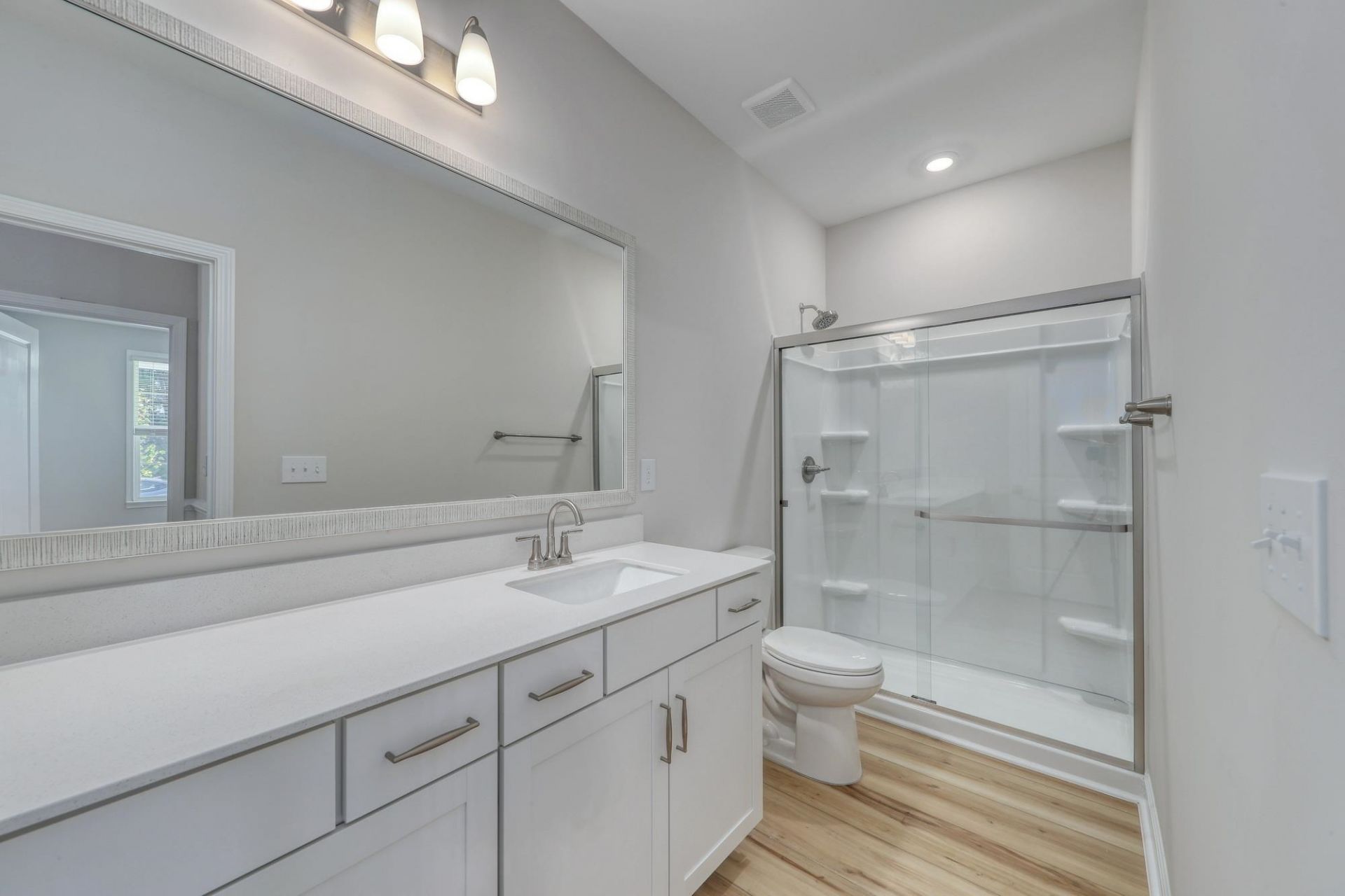 212 Field Dr Photo 9