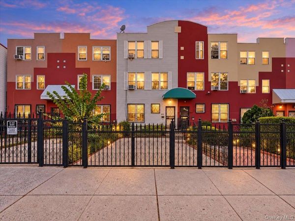 410 E 155th Street , Bronx, NY 10455